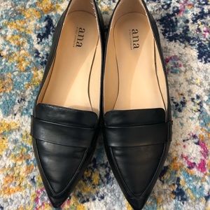 Pointy toe flats